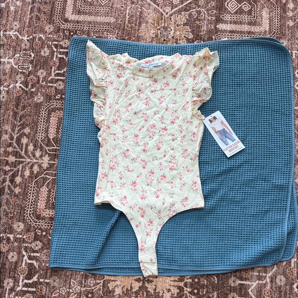 Kids Floral Ruffle Sleeve One-Piece Bodysuit - Cream with Pink Flowers